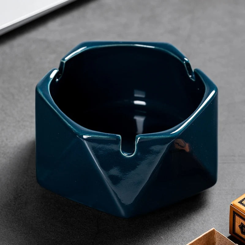 Ceramic Ashtray for Home - Creative Desk Ashtray With Lid